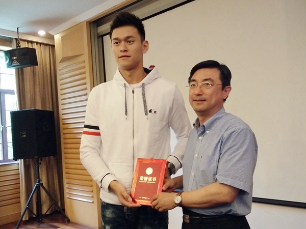 88体育安全通道图片